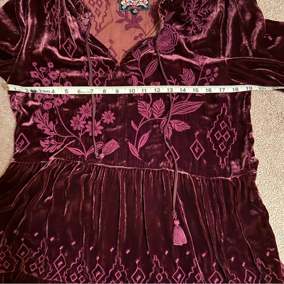 Johnny Was Ivey Velvet Field Tiered Dress Embroidery Dress Size M - Picture 16 of 16